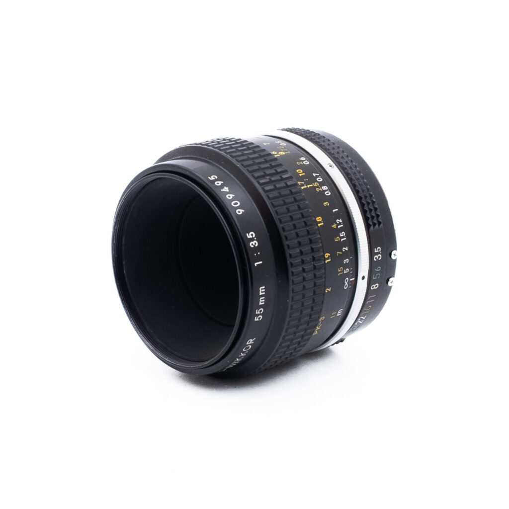 Nikon Micro-Nikkor 55mm f35-2 Nikon AI Micro-Nikkor 55mm f/3.5 - Käytetty