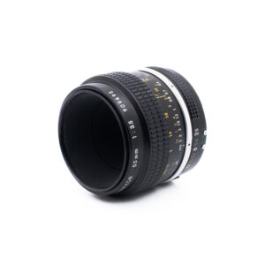 Nikon Micro-Nikkor 55mm f35-2 Nikon AI Micro-Nikkor 55mm f/3.5 - Käytetty