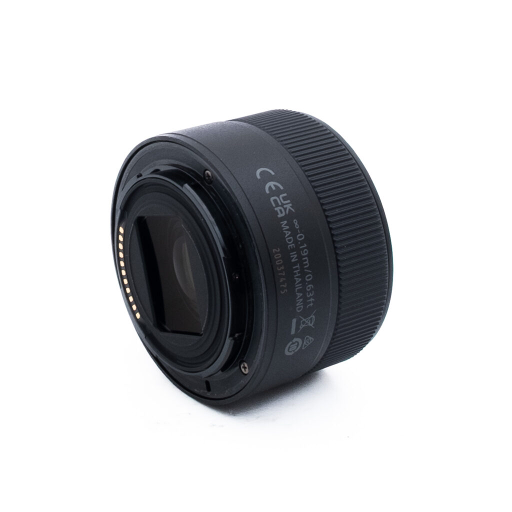 Nikon Z 28mm f28-1 Nikon Nikkor Z 28mm f/2.8 SE (Kunto K5, Takuu 6kk) - Käytetty
