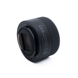 Nikon Z 28mm f28-1 Nikon Nikkor Z 28mm f/2.8 SE (Kunto K5, Takuu 6kk) - Käytetty