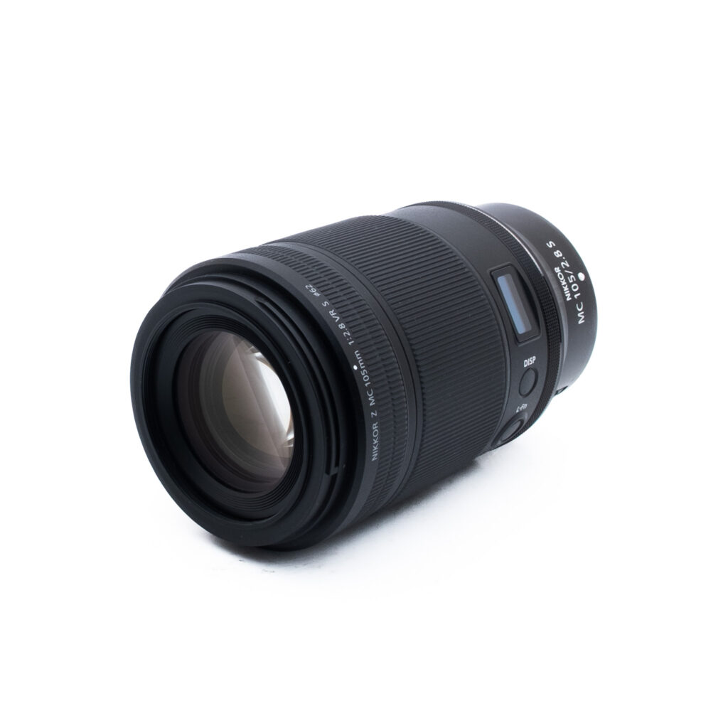 Nikon Z MC 105mm f28 S-2 Nikon Nikkor Z MC 105mm f/2.8 VR S (Kunto K5, Takuu 6kk) - Käytetty
