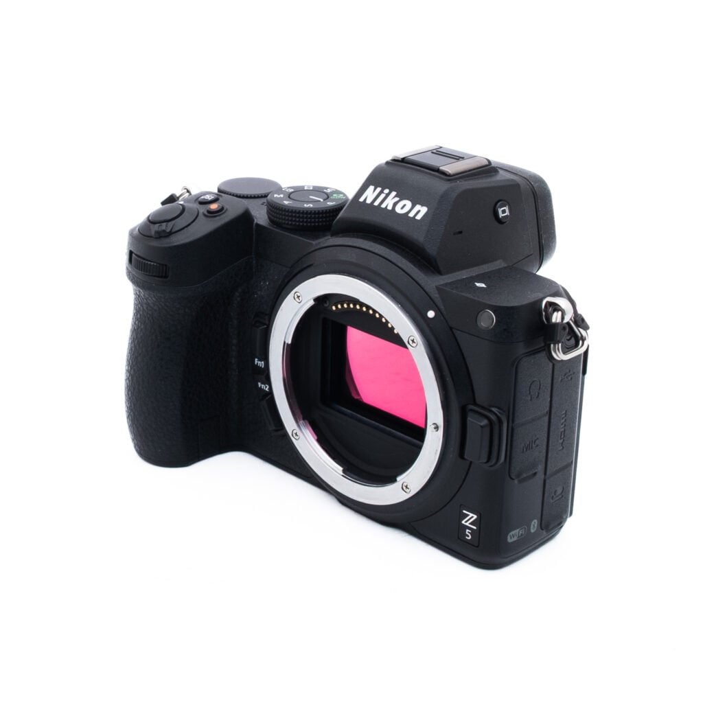 Nikon Z5 4804-4 Nikon Z5 (SC 10000, Kunto K5, Takuu 6kk) - Käytetty