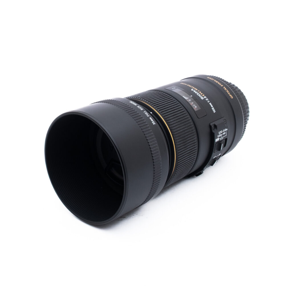 Sigma 105mm f28 DG Macro HSM OS Canon-3 Sigma 105mm f/2.8 EX DG OS HSM Macro Canon EF - Käytetty