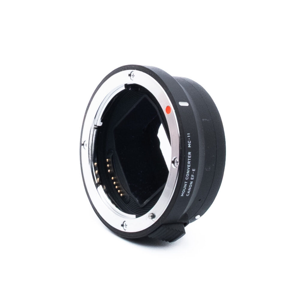 Sigma MC-11 EF -E-2 Sigma MC-11 adapteri (sis. ALV 25,5%) - Käytetty