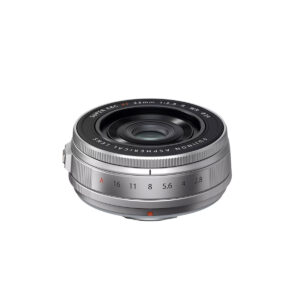 fujifilm_fujinon_23mm_f28_silver_02_, Fujifilm Fujinon XF 23mm f/2.8 WR -objektiivi, hopea