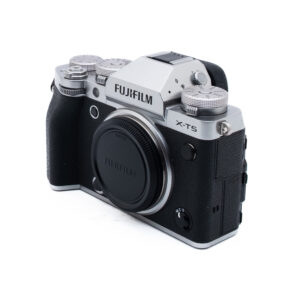 Fuji X-T5-5-2 Fujifilm X-T5 Hopea - Käytetty