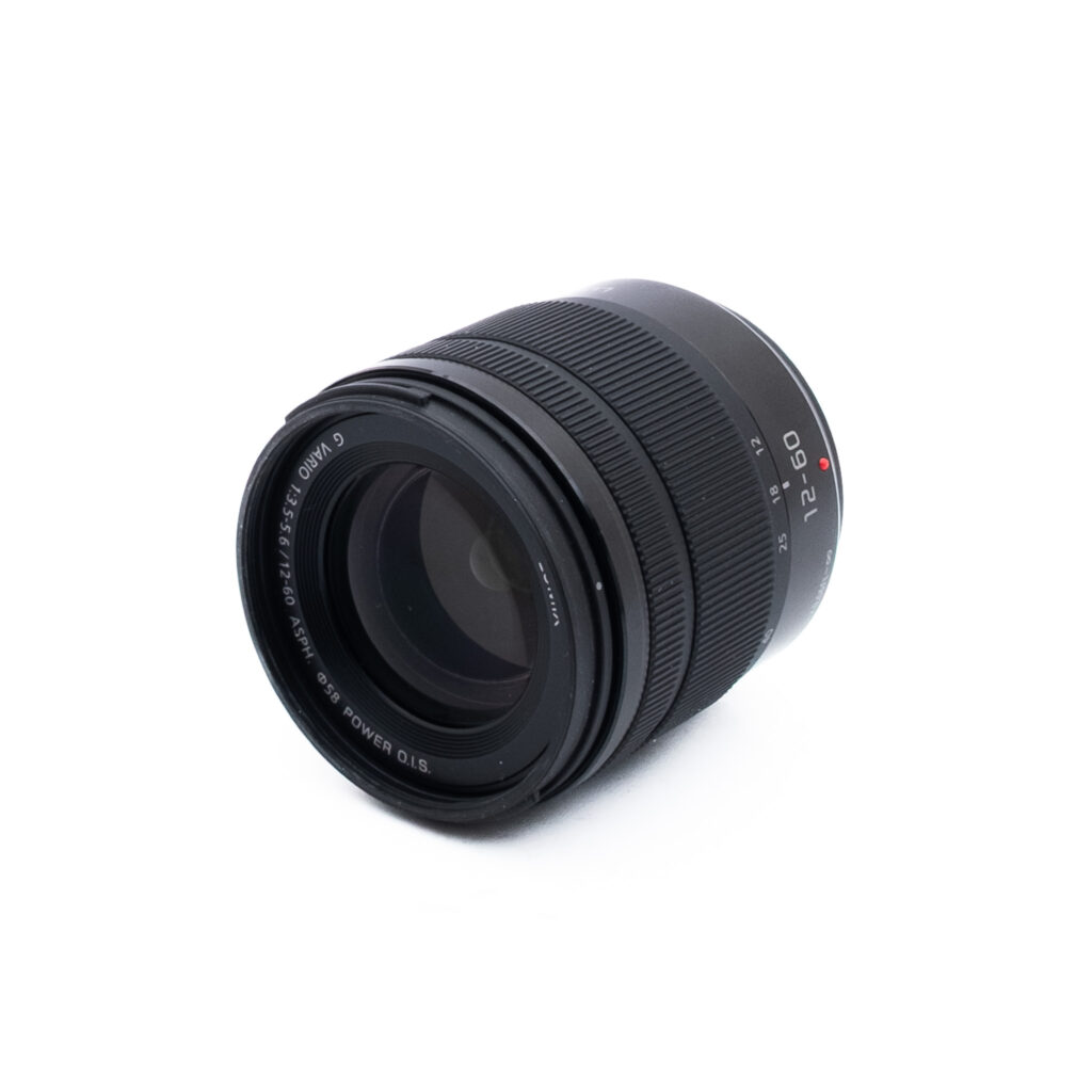 Lumix 12-60mm f35-56 POWER OIS-2 Panasonic Lumix 12-60mm f/3.5 - 5.6 Power OIS - Käytetty