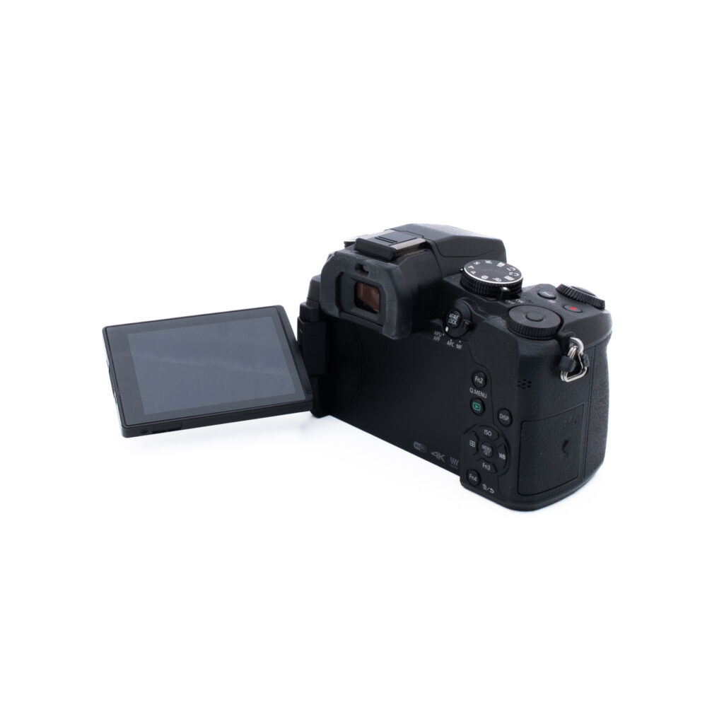 Lumix G80-3 Panasonic Lumix DMC-G80 (SC 200, Kunto K5, sis. ALV 25,5%) - Käytetty