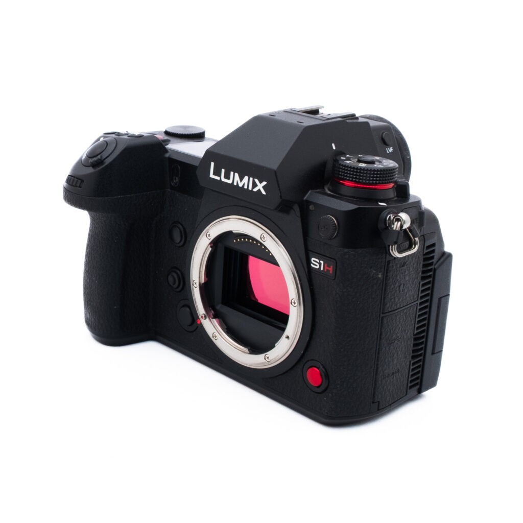 Lumix S1H-4 Panasonic Lumix DC-S1H (SC 600, Kunto K5, sis. ALV 25,5%, Takuu 6kk) - Käytetty