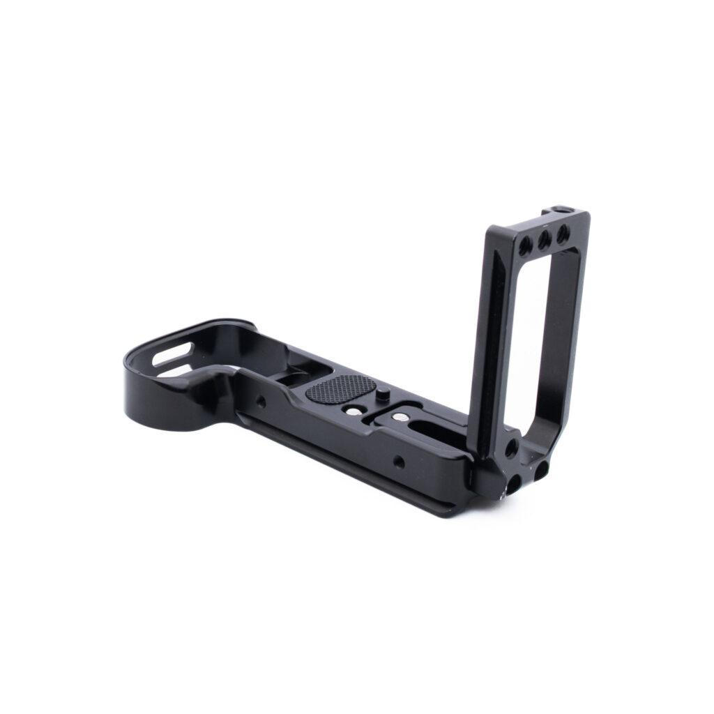 Nikno Z6 l-rauta-2 SmallRig 2258 L-Bracket for Nikon Z6 and Nikon Z7 Camera - Käytetty