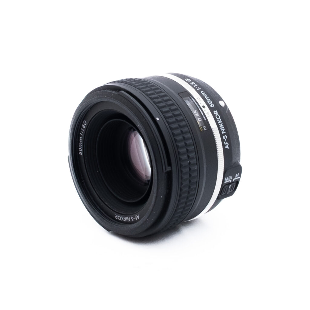 Nikon 50mm f18G SE-2 Nikon AF-S Nikkor 50mm f/1.8 G Special Edition - Käytetty