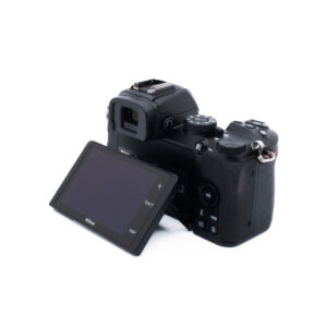 Nikon Z50-2 Nikon Z50 (SC 200, Kunto K5, Takuu 22kk) - Käytetty