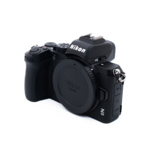 Nikon Z50-4 Nikon Z50 (SC 200, Kunto K5, Takuu 22kk) - Käytetty