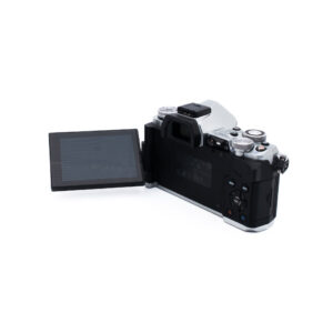 Olympus E-M5 II 3416-3 Olympus OM-D E-M5 Mark II Hopea (SC 7000, Takuu 6kk) - Käytetty