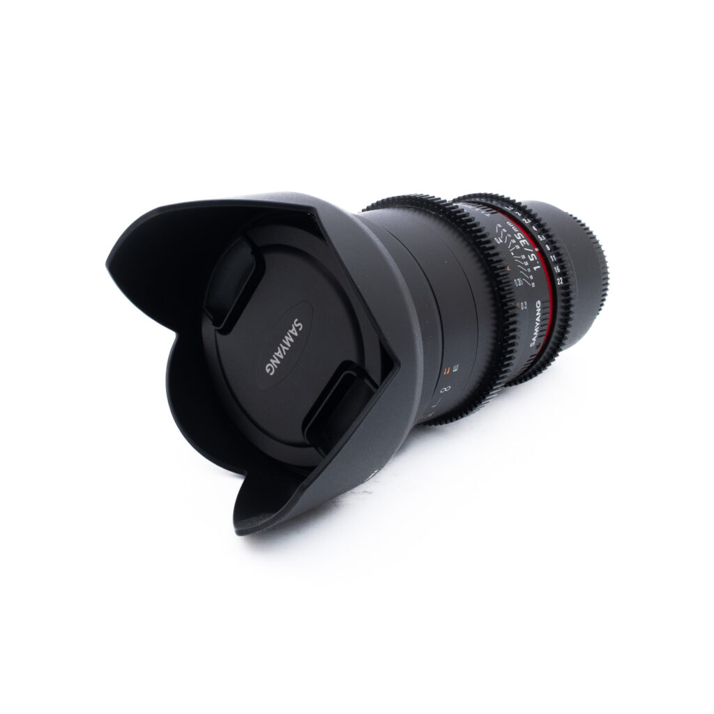 Samyang 35mm T1.5 MFT-3 Samyang 35mm T1.5 AS UMC II MFT - Käytetty