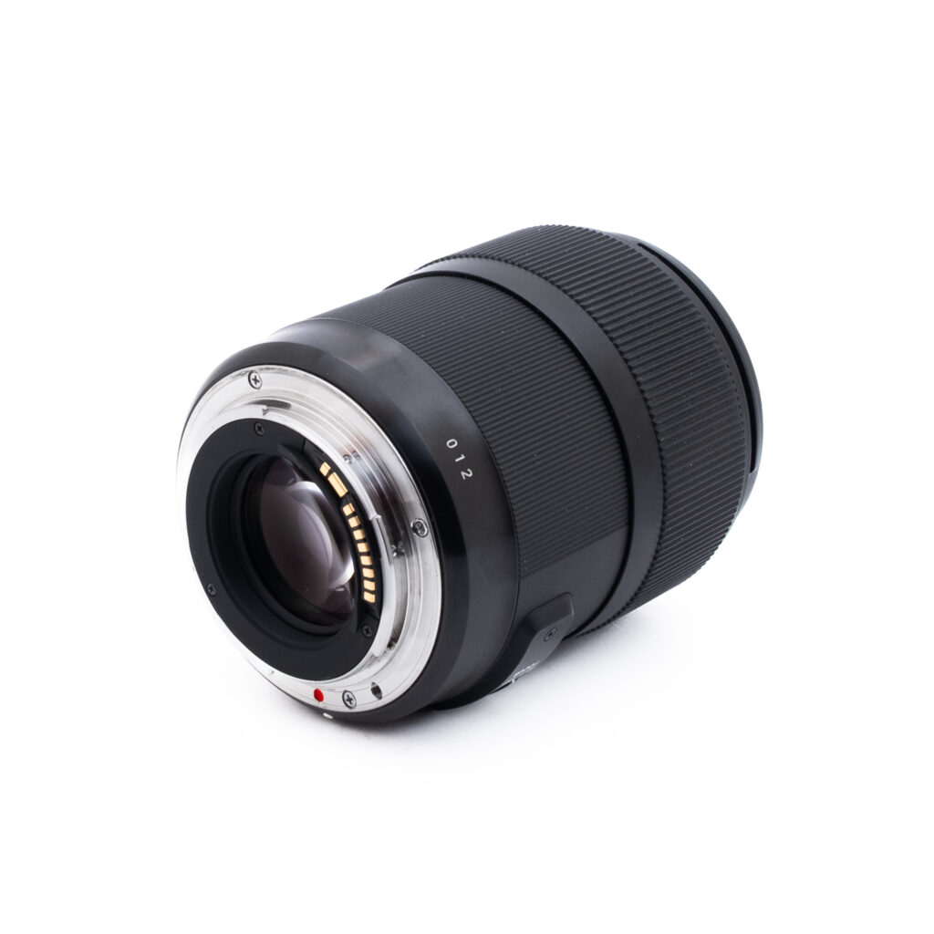Sigma 35mm f14 DG Canon-1 Sigma Art 35mm f/1.4 DG HSM Canon EF - Käytetty