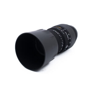Sigma 70-300 APO Nikon-3 Sigma DG 70-300mm f/4-5.6 Macro Nikon F (Kunto K5) - Käytetty