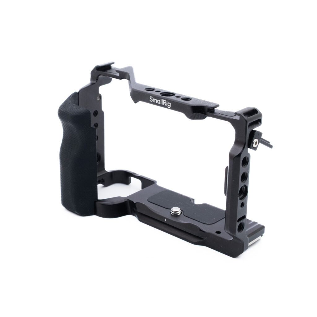Sony ZV-E1 (Kunto K5, Takuu 6kk) – Käytetty