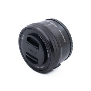 Sony 16-50mm PZ f35-56E OSS-3 Sony E PZ 16-50mm f/3.5 - 5.6 OSS (Kunto K5, Takuu 6kk) - Käytetty