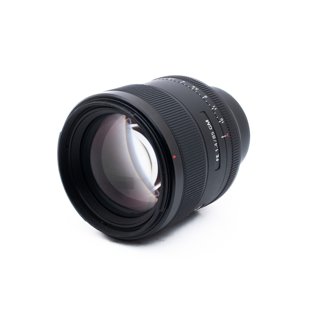 Sony 85mm f14 GM-2 Sony FE 85mm f/1.4 GM - Käytetty