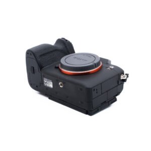 Sony A7R V (SC 23000, Takuu 12kk) – Käytetty