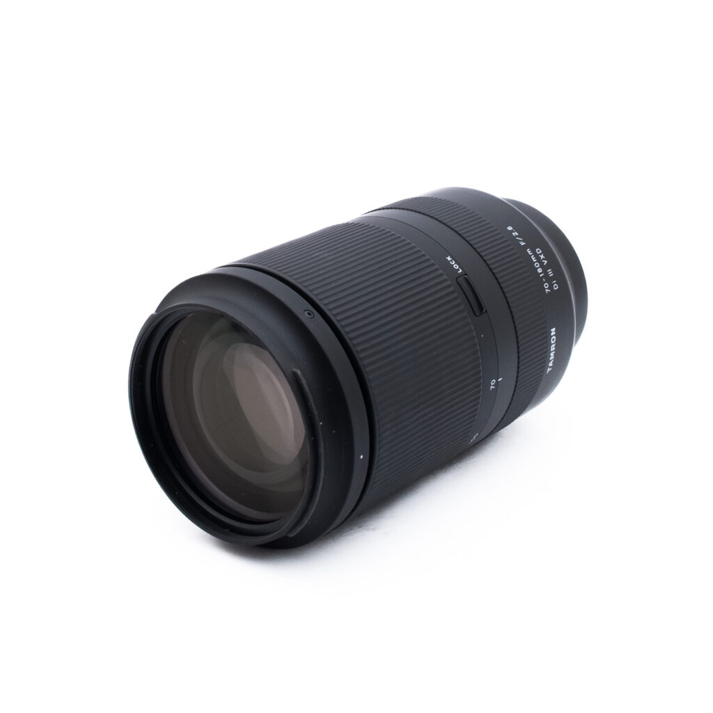 Tamron 70-180mm f28 Di III VXD-2 Tamron 70-180mm f/2.8 Di III VXD Sony FE - Käytetty