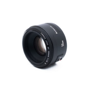Canon EF 50mm f/1.8 II - Käytetty