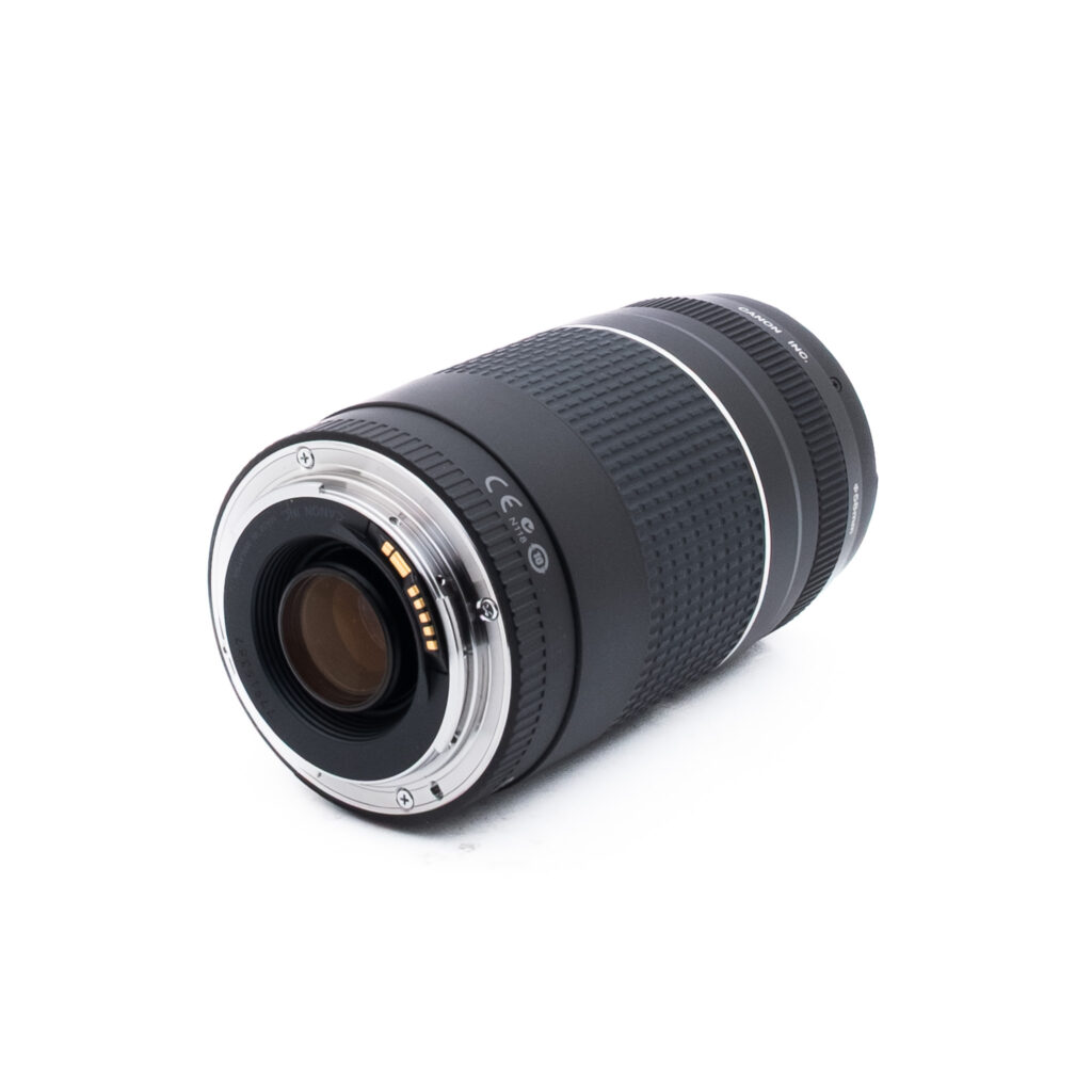 Canon 75-300mm f4-56 III-1-3 Canon EF 75-300mm f/4-5.6 III - Käytetty