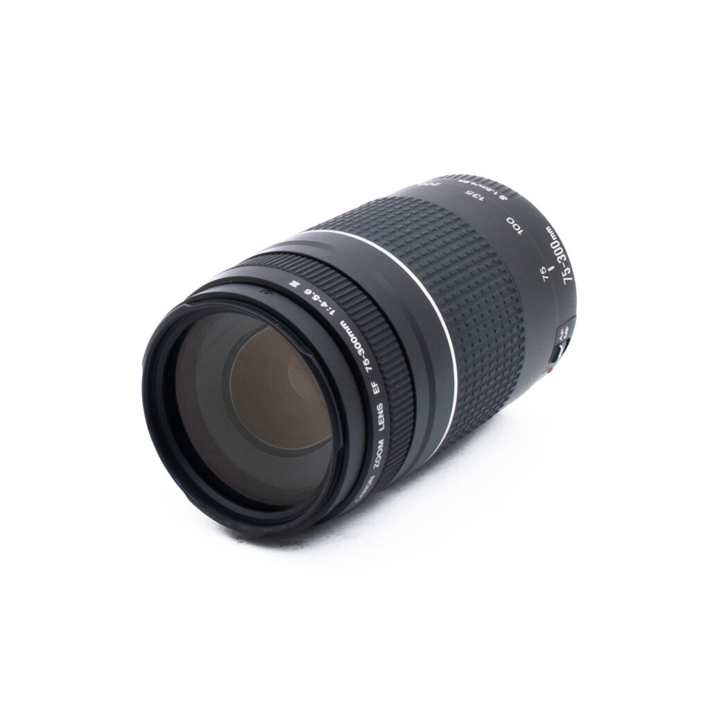 Canon 75-300mm f4-56 III-2-3 Canon EF 75-300mm f/4-5.6 III - Käytetty
