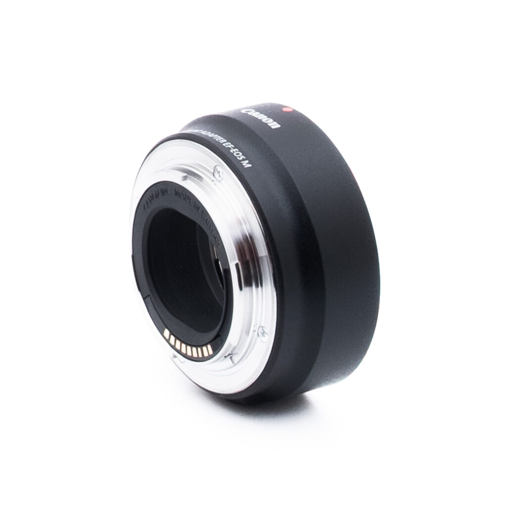 Canon EF-Eos M-1 Canon Mount Adapter EF - EOS M - Käytetty