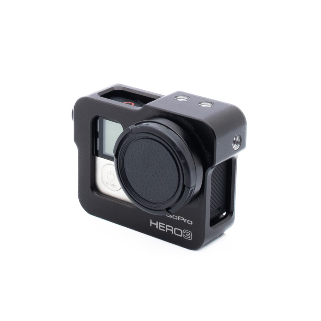 GoPro Hero 4 isompi setti-8 GoPro Hero 4 (sis. ALV 25,5% + tarvikkeet) - Käytetty