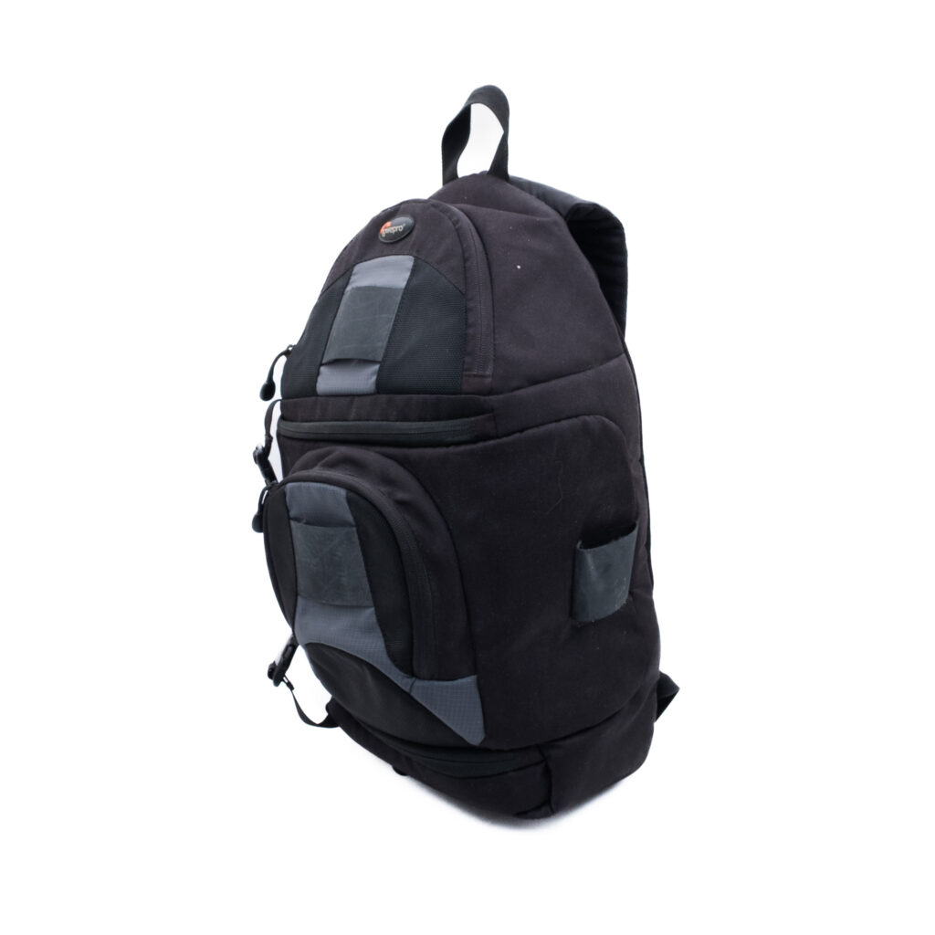 Lowepro Sling-2-2 Lowepro SlingShot 200 AW - Käytetty