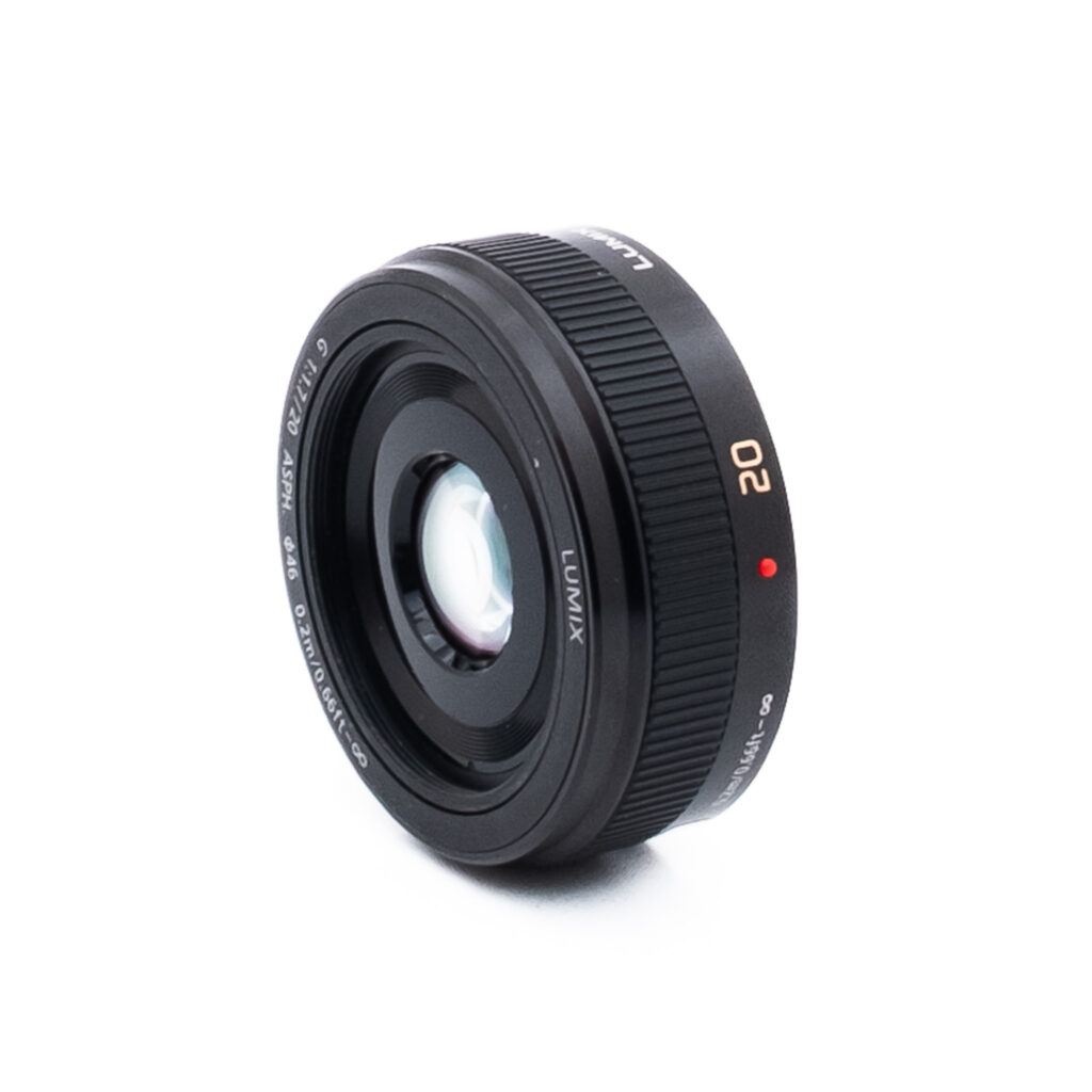 Lumix 20mm f17-2 Panasonic Lumix G 20mm f/1.7 - Käytetty