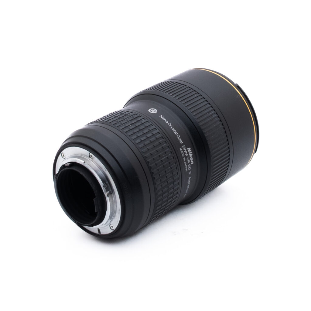 Nikon 16-35mm f4G ED VR-1 Nikon AF-S Nikkor 16-35mm f/4 G ED VR (sis. ALV 25,5%) - Käytetty