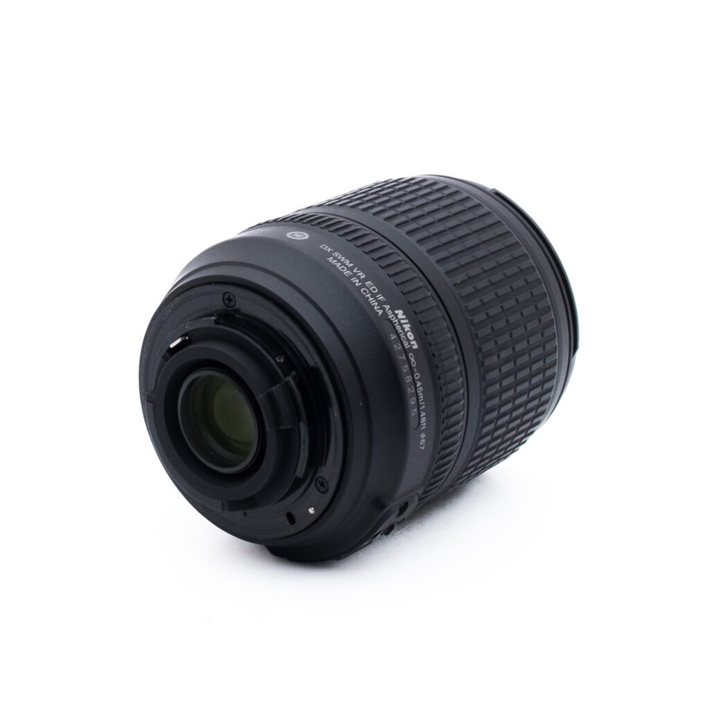 Nikon 18-105mm f35-56G ED DX VR-1-3 Nikon AF-S DX Nikkor 18-105mm f/3.5-5.6 ED VR (Kunto K5, Takuu 6kk) - Käytetty