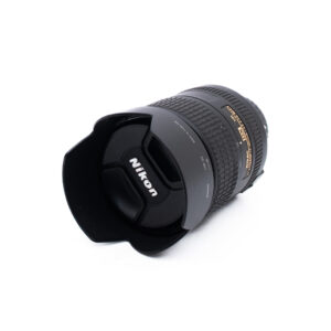 Nikon 18-300mm f35-63G ED VR DX-3 Nikon AF-S Nikkor 18-300mm f/3.5-5.6G ED DX VR - Käytetty