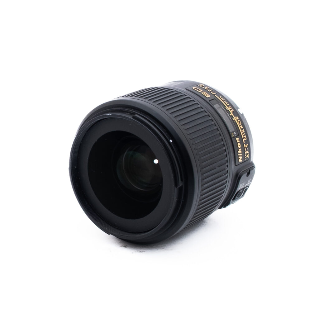 Nikon 35mm f18 G ED-2 Nikon AF-S Nikkor 35mm f/1.8 G ED - Käytetty