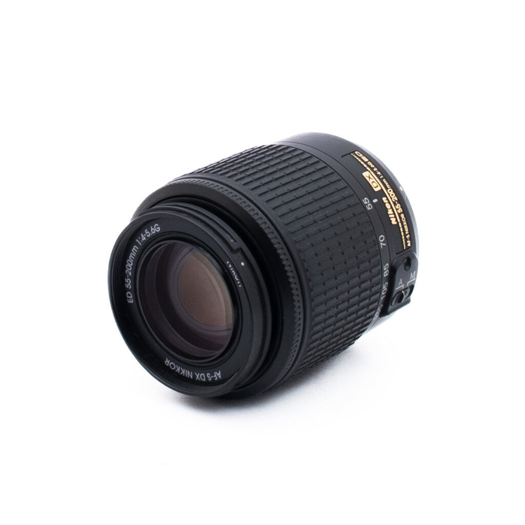 Nikon 55-200mm f4-56G ED DX-2 Nikon AF-S DX Nikkor 55-200mm f/4-5.6 G ED VR (Kunto K5, Takuu 6kk) - Käytetty