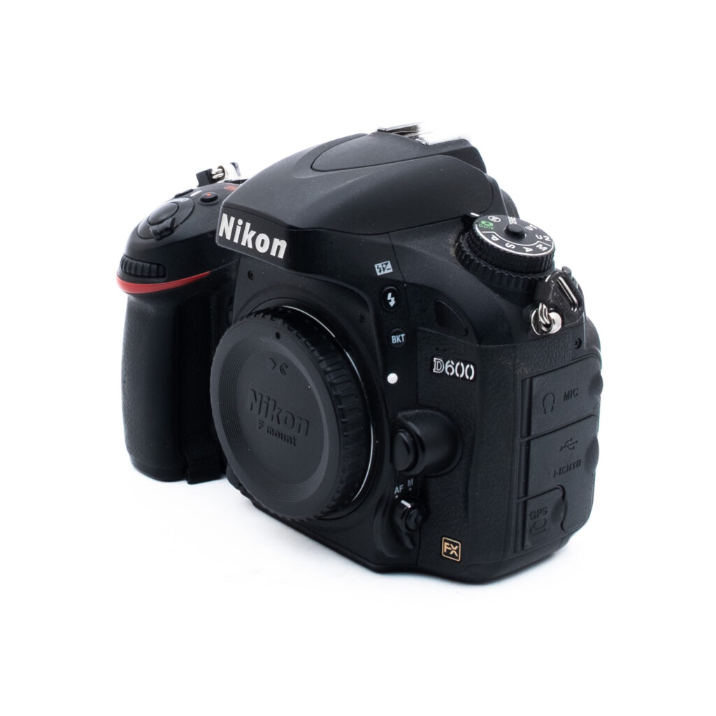 Nikon D600 4130-5 Nikon D600 (SC 59500) - Käytetty