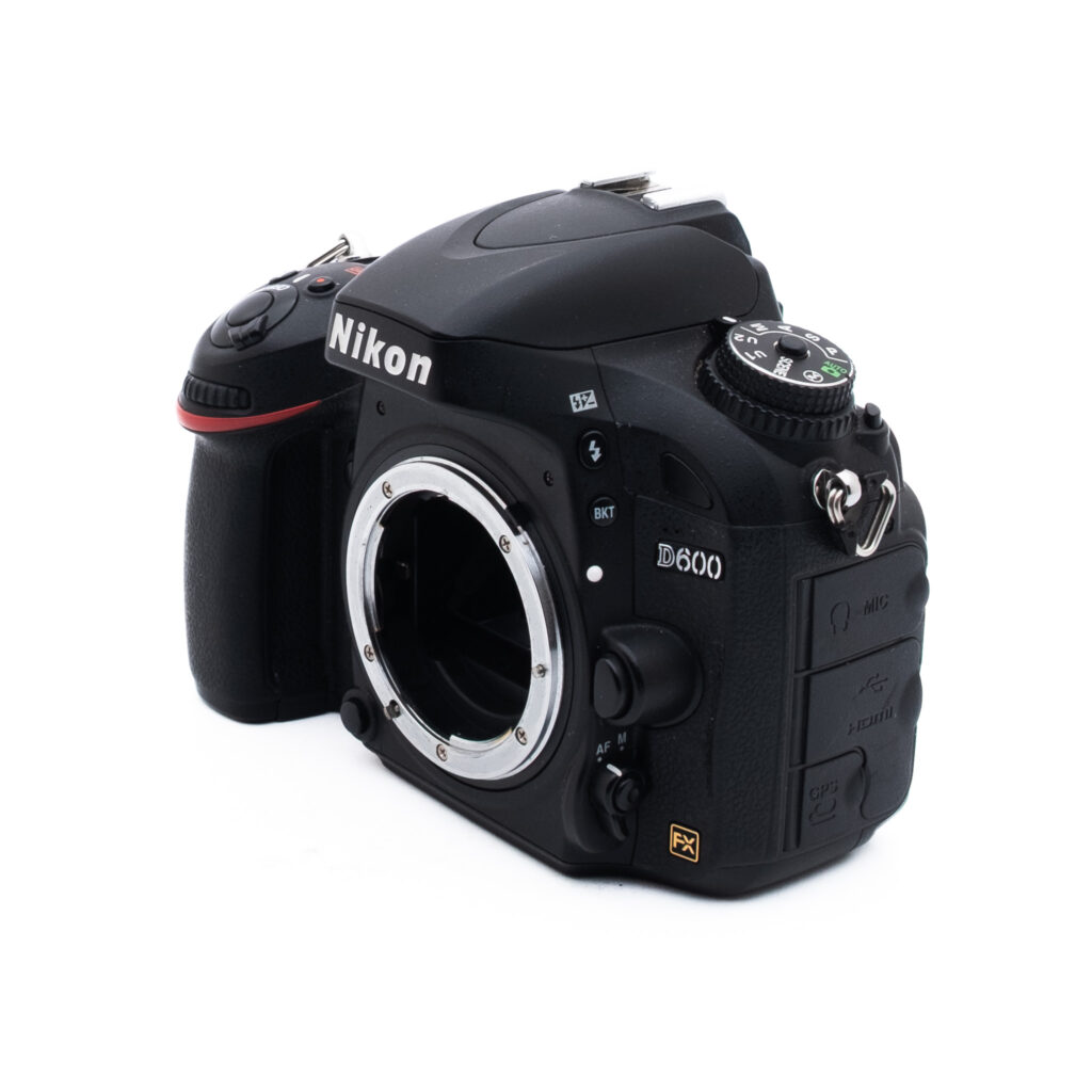 Nikon D600 5369-4 Nikon D600 (SC 22500) - Käytetty