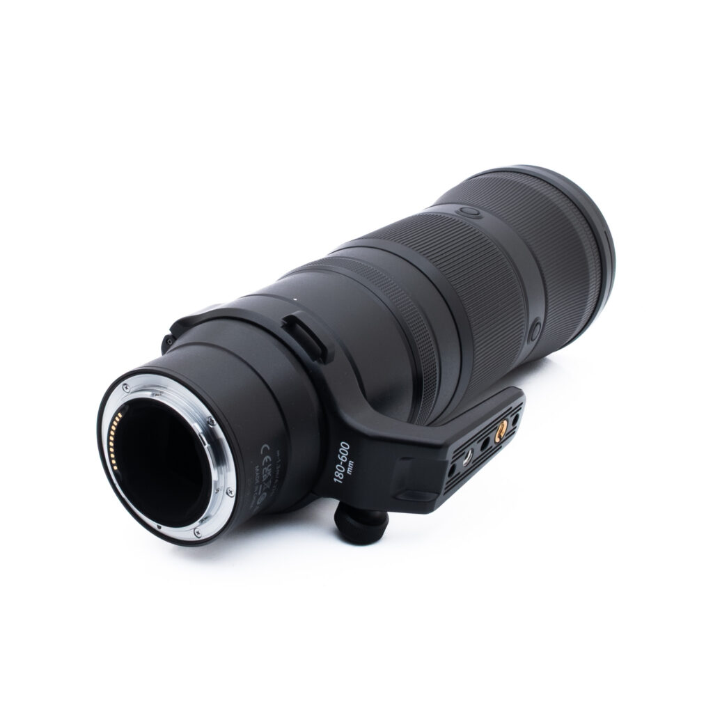 Nikon Z 180-600mm f56-63 VR-1 Nikon Nikkor Z 180-600mm f/5.6-6.3 VR (Kunto K5, sis. ALV 25,5%, Takuu 19kk) - Käytetty