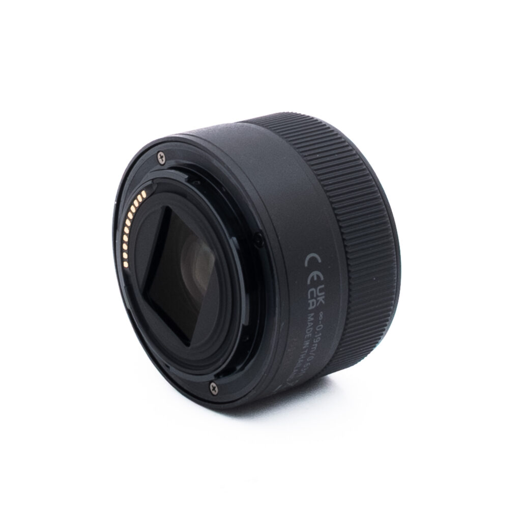 Nikon Z 28mm f28-1-2 Nikon Nikkor Z 28mm f/2.8 (Kunto K5, Takuu 6kk) - Käytetty