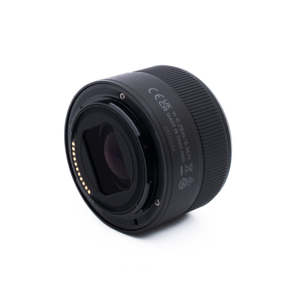 Nikon Z 40mm f2-1 Nikon Nikkor Z 40mm f/2 (Kunto K5, Takuu 6kk) - Käytetty