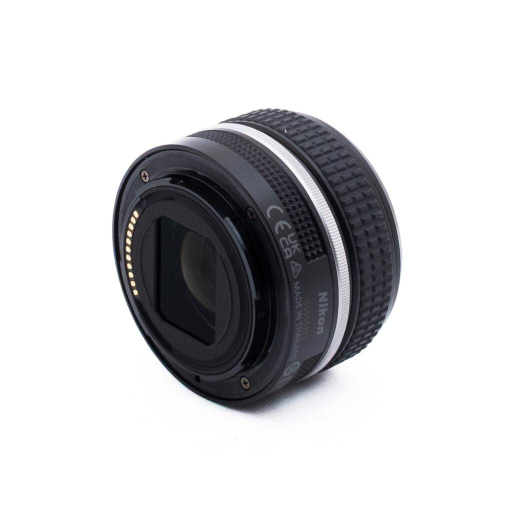 Nikon Z 40mm f2 5525-1 Nikon Nikkor Z 40mm f/2 SE (Kunto K5, Takuu 6kk) - Käytetty