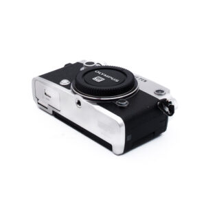 Olympus PEN-F Hopea (SC 2000, Kunto K5, Takuu 6kk + Kahva) - Käytetty