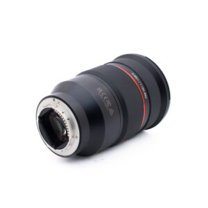 Samyang 24-70mm f28 FE-1 Samyang AF 24-70mm f/2.8 Sony FE - Käytetty