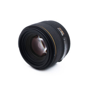 Sigma 30mm f14 DC HSM Canon-2 Sigma 30mm f/1.4 EX DC HSM Canon EF-S - Käytetty