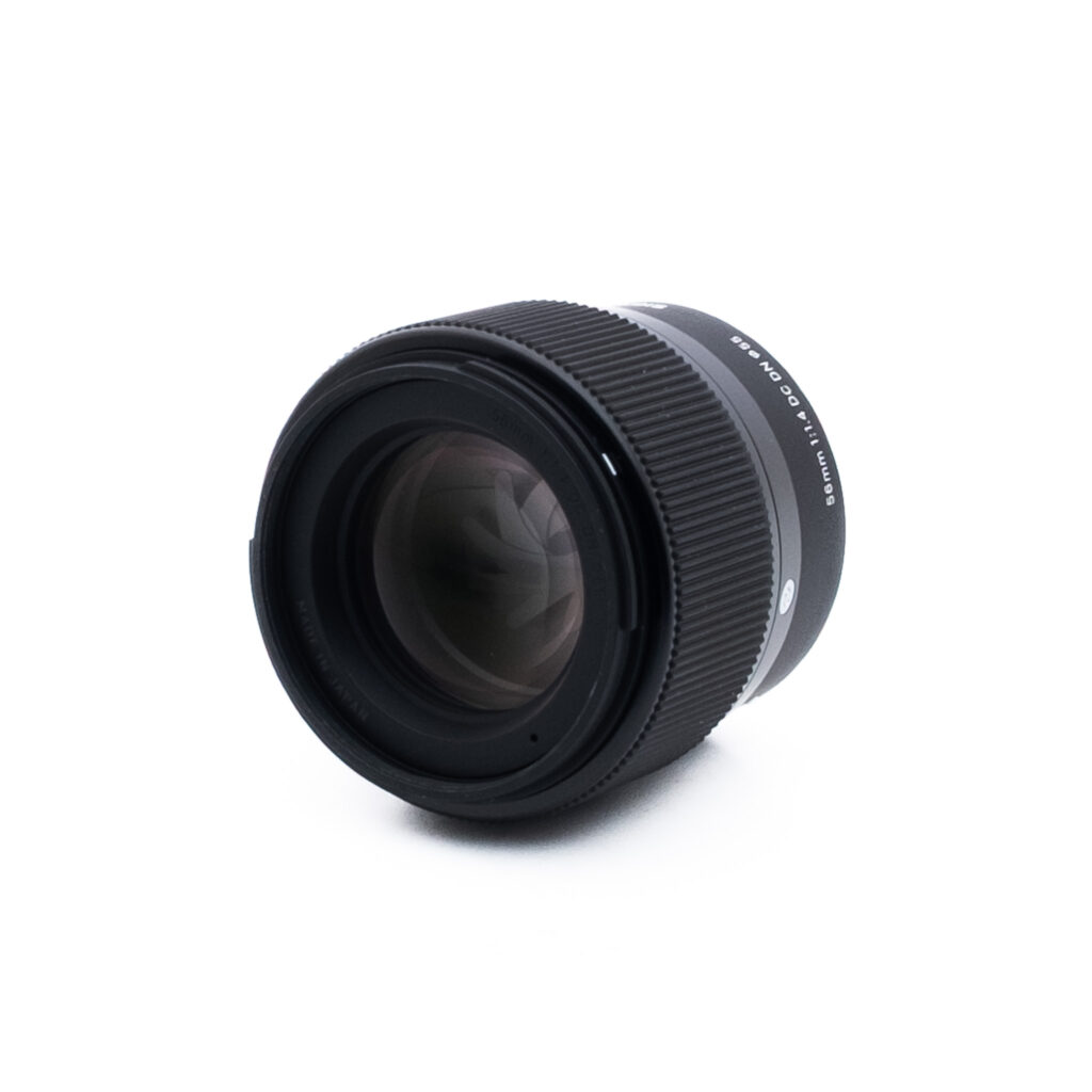 Sigma 56mm f14 DC DN-2 Sigma 56mm f/1.4 DC DN C Sony E - Käytetty