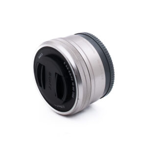 Sony 16-50mm f35-56 E PZ OSS-3 Sony E PZ 16-50mm f/3.5 - 5.6 OSS Hopea - Käytetty