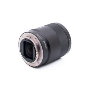 Sony 55mm f18 ZA-1-4 Sony FE Sonnar T* 55mm f/1.8 ZA (sis. ALV 25,5%) - Käytetty